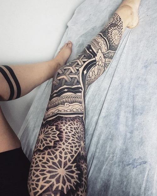 Tattoo tagged with: dots, thigh, 3d, line, blackw, leg, mandala, knee |  