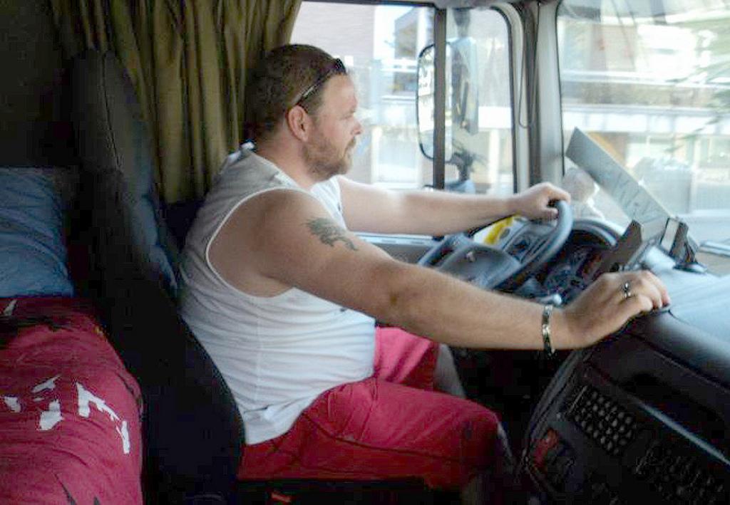 Truckers Gay 37