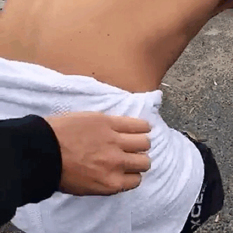 hotladsworld4:
“Towel ripped off hot, young surfer. Think we have the video for this somewhere on our main site.
More baited straight guys at our blog here.
”
