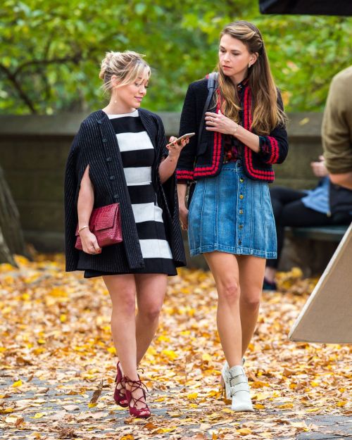 Hilary Duff and Sutton Foster on the Set of ‘Younger’ in New York City, November 2015