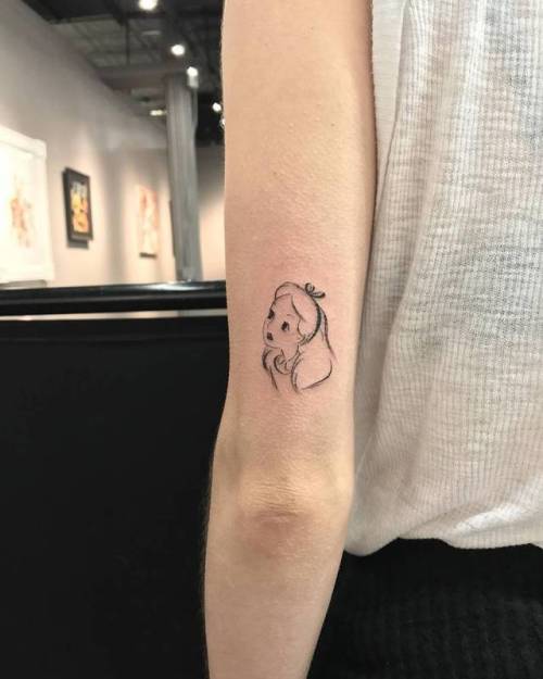 By Michelle Santana, done at Sacred Tattoo, Manhattan.... small;fictional character;tricep;tiny;alice;cartoon;alice in wonderland characters;ifttt;little;michellesantana;portrait;alice in wonderland;film and book