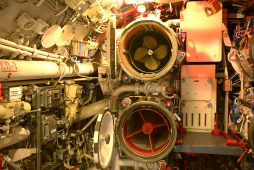 wolf189:mevnfl:Inside Russian submarine From our vacation in... - Bonjour Mesdames