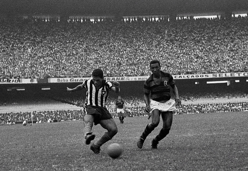 Depois de destruir o Maracanã, Sérgio Cabral e sua quadrilha entregaram o estádio a uma corja de ladrões
