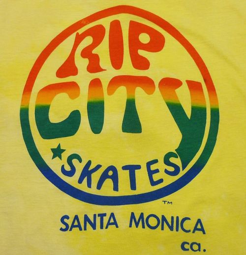 westside-historic:
“ Classic Rip City Skates shirt from the early ‘80s.
”
