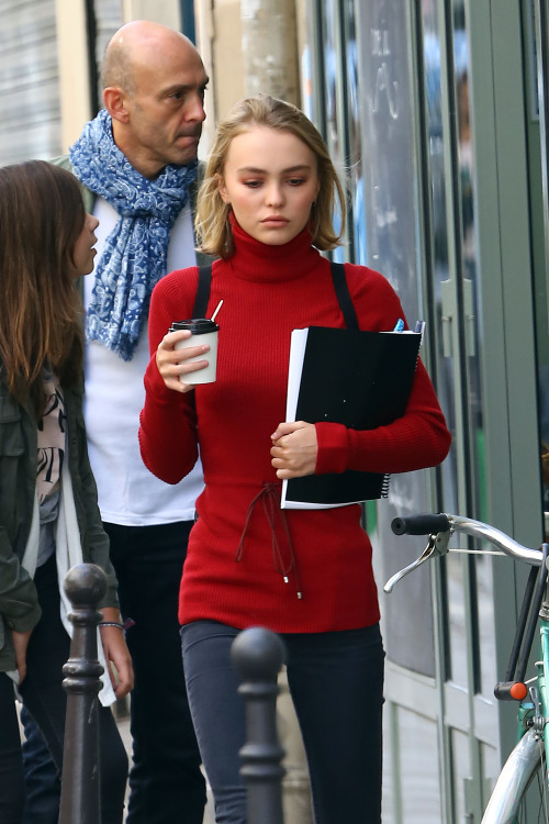 Lily-Rose Depp - Out and about in Paris - 09/06/2015