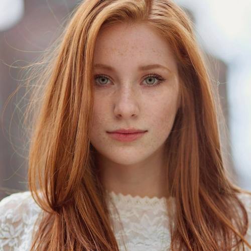 scarletredheads:Madeline Ford  Find more at ThoseCurvyGals.com - Bonjour Mesdames