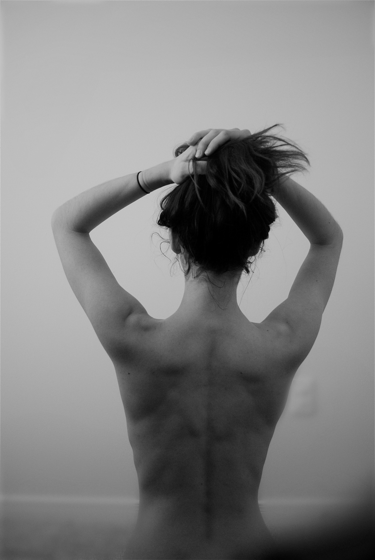 Фото девушек со спины голые