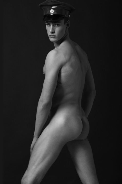 fagggotries: “ Justin Petzschke @justinpetzschke for Desnudo Magazine by Frederic Monceau ”