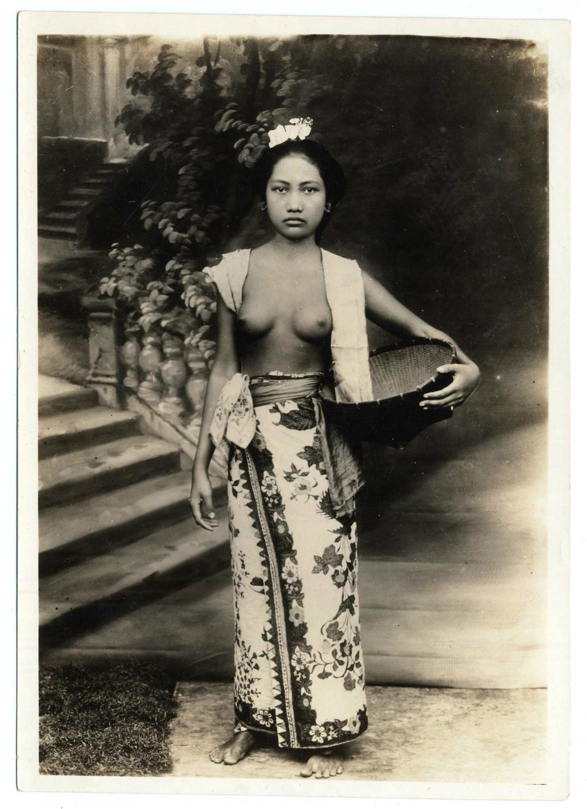 Balinese Women In Nude Porn Photos 46