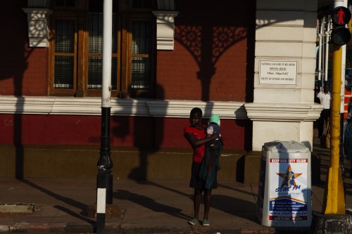 ZIMBABUE: La vuelta al Sur de África en 80 días (4) - Blogs de Zimbabwe - GRAN ZIMBABUE: Caos (3)