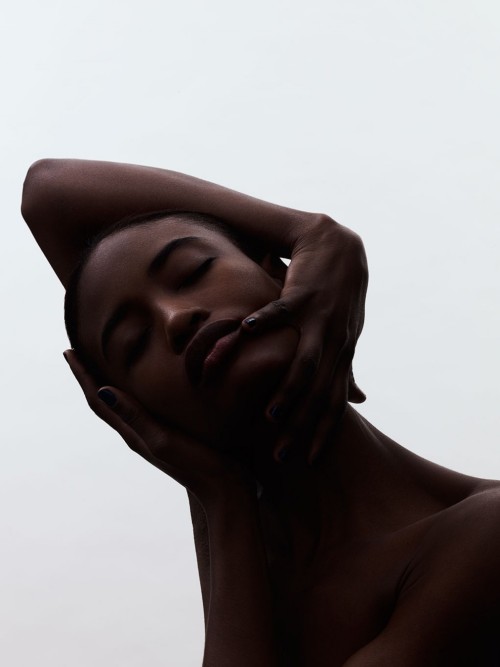 thebeautymodel:Alicia Burke by Felicity Ingram for... - Bonjour Mesdames