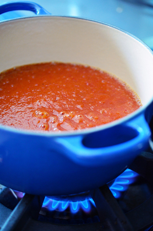 A saucepan containing the blended Whole30 friendly peach barbecue sauce.