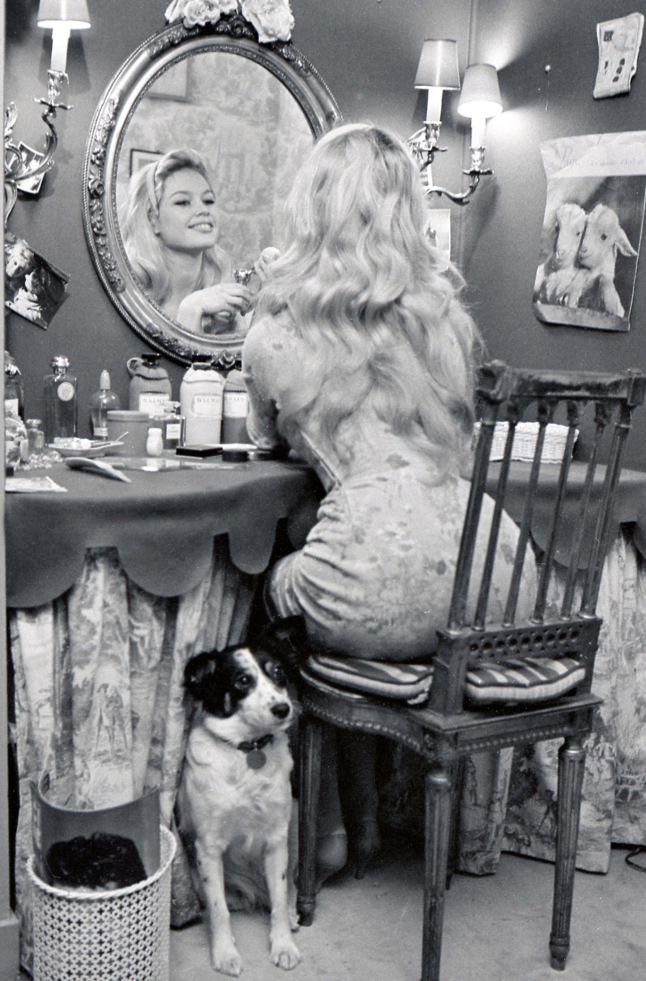 missbrigittebardot:
“Brigitte Bardot at home with her dog Guapa, 1950s
”