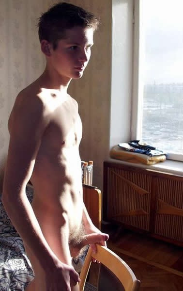 twinks-i-look-at:
“Is this boy hot or not?
For more hot action follow: http://twinks-i-look-at.tumblr.com/
”