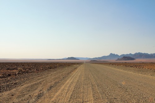 NAMIBIA: La vuelta al Sur de África en 80 días (2) - Blogs de Namibia - SOSSUSVEI: Una de arena (2)