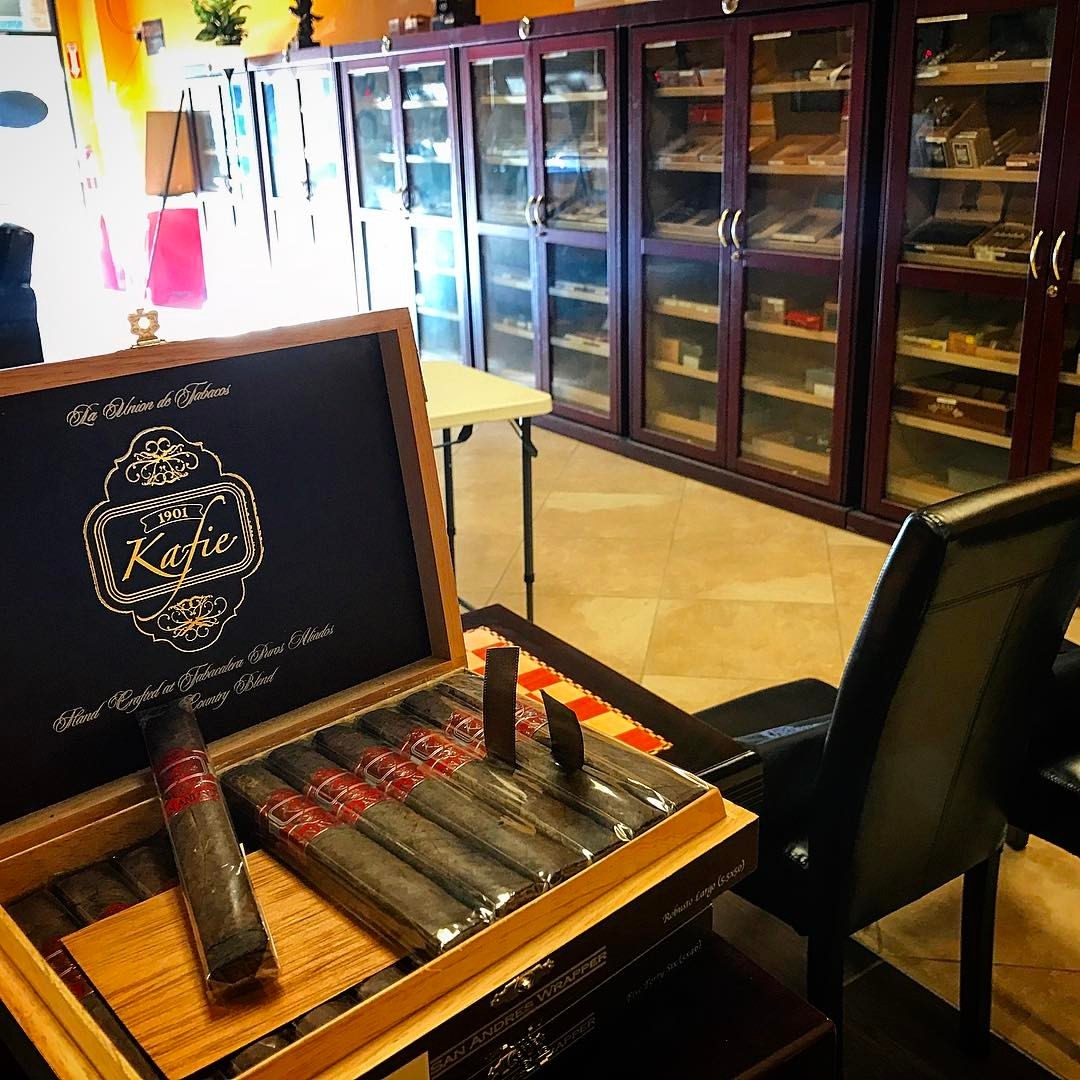 Looking forward to a very elegant steak dinner with the owner and patrons of this fine establishment. I’m truly honored and grateful for their hospitality and class. #kafie1901coffee #kafie1901cigars (at Cutterman Cigar Co.)