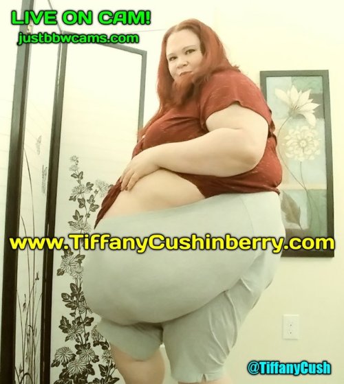 My pants are so tight from my weight gain! I need to be fatter! Buy my porn so I can get more food!
My Videos: www.FunWithTiffany.com
My Website: www.TiffanyCushinberry.com
LIVE On Cam: ...