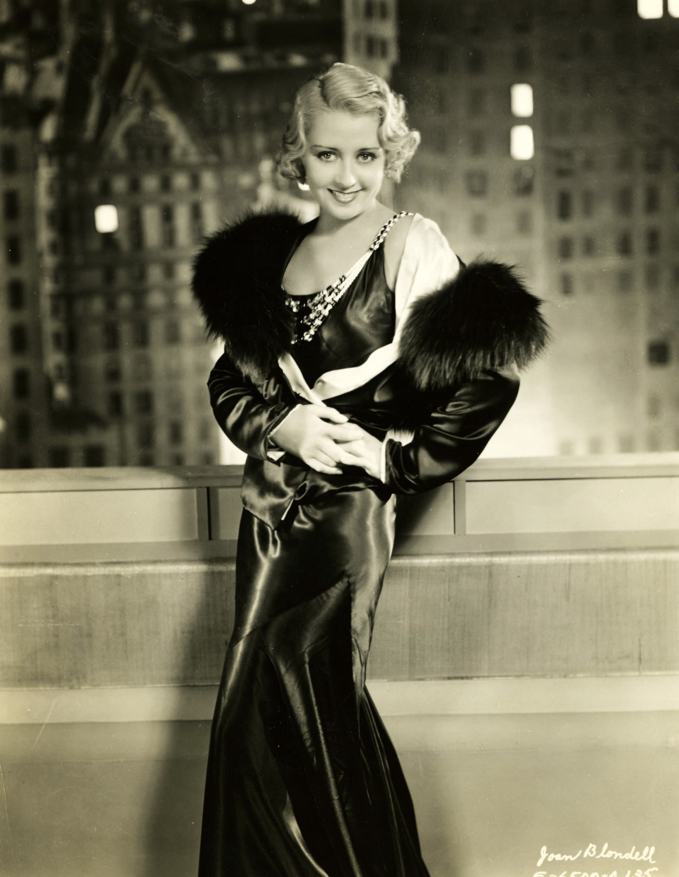 gentlemanlosergentlemanjunkie:
“Joan Blondell in an undated Paramount publicity still.
”