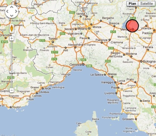 Epicentre du tremblement de terre, localisé au Nord de l'Italie