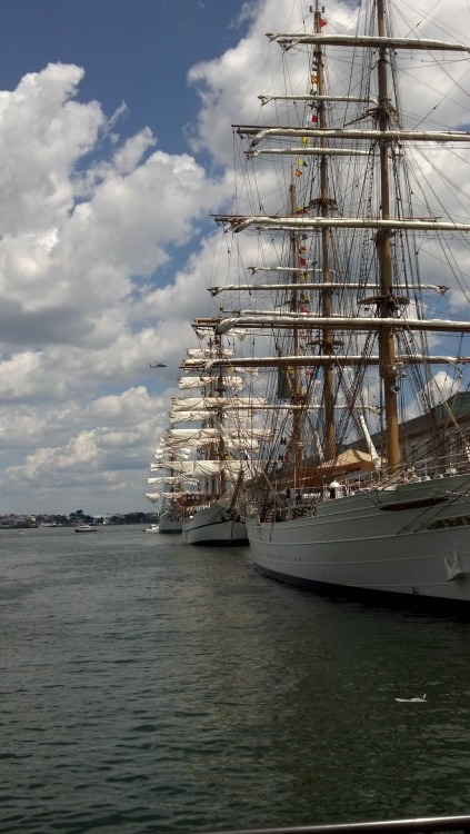 lifestourist-blog:
“ Date: July 2012
Place: Boston Seaport. Boston, Massachusetts
Story: In advance of 4th of July, a number of tall ships came to port in Boston from around the world in celebration. Enough to bring out the inner pirate in anyone.
”