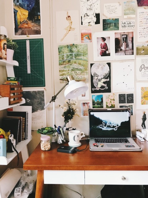  desk  aesthetics  Tumblr