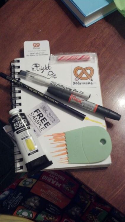 junkosdead: “This month’s artsnacks! Super stoked about this Calligraphy pen oooh my gosh ” ArtSnacks is like a magazine subscription but instead of a magazine you get 4 or 5 different art products to try out. Learn more about ArtSnacks here.