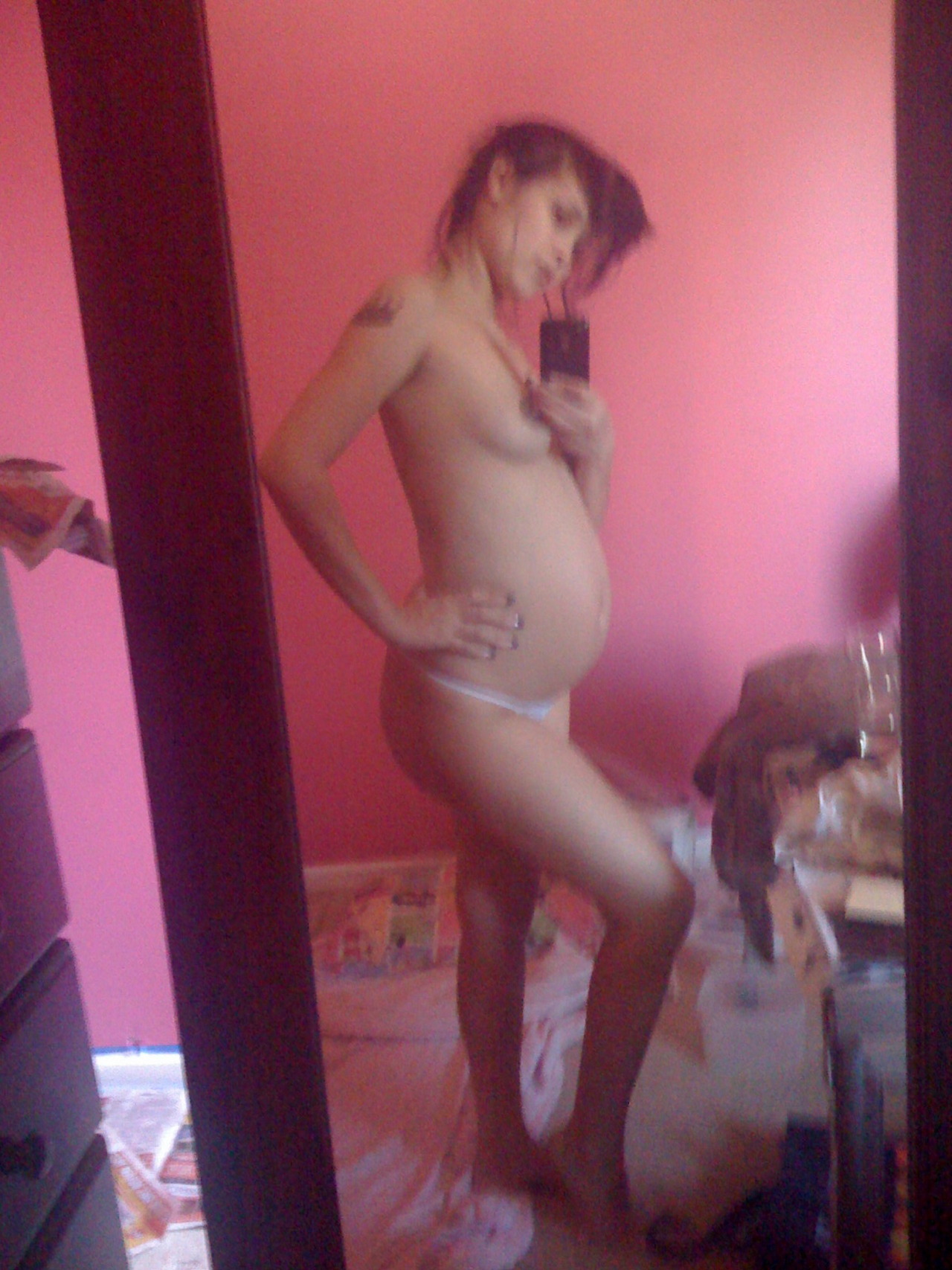 Free Pregnant Cams 9