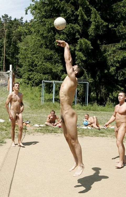 Sports Nude Men 112