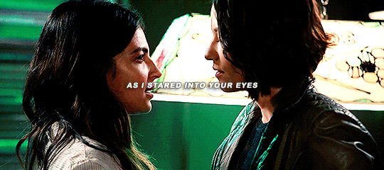 Alex ♥ Maggie (Supergirl) #1 Parce que... you're saying you like me ? Tumblr_op0gmffOsP1rpjxmko2_r1_540