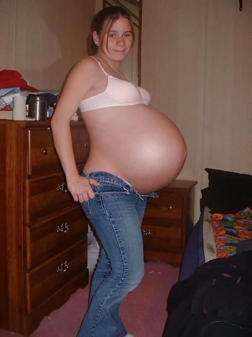 Pregnant sayuri yoshida