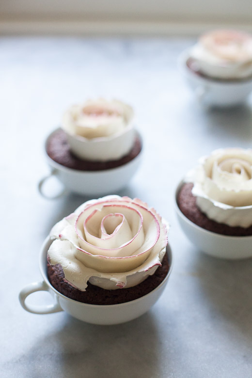 Tea Cup Rose Cakes