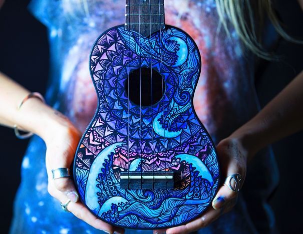 Los coloridos diseños de guitarras de Salty Hippie Art 1