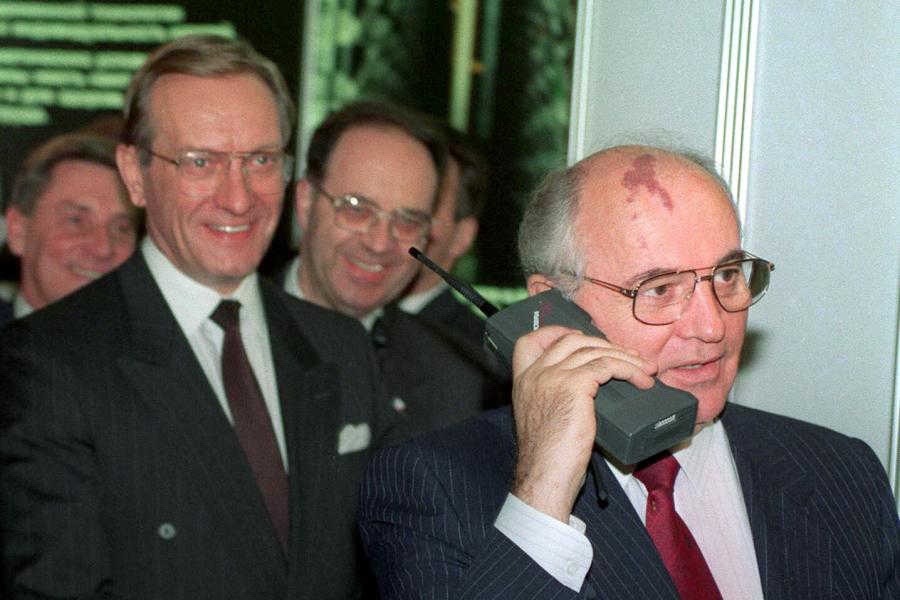 ‪El diario alemán “Bild” enciende las alarmas sobre estado de salud del premier Gorbachev (56) tras 6 semanas de ausencia pública #m220987‬