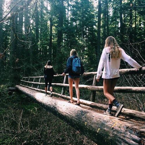 pretty girls hike | Tumblr
