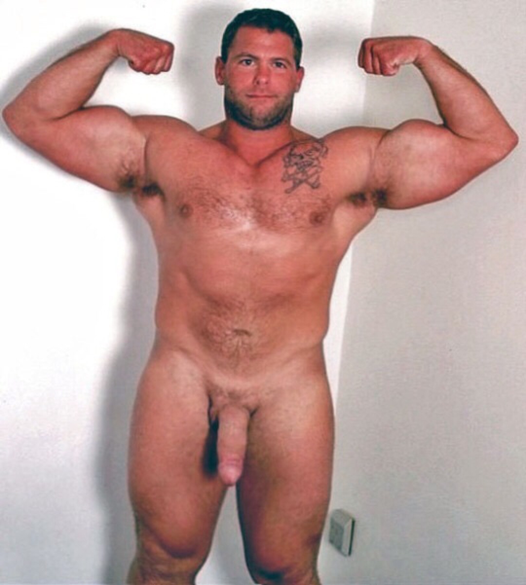 Big Muscle Bear Daddy Mega Porn Pics