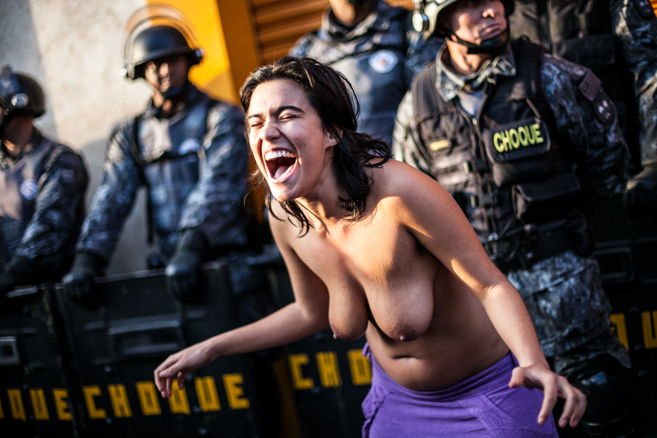 Nude Police Women 116