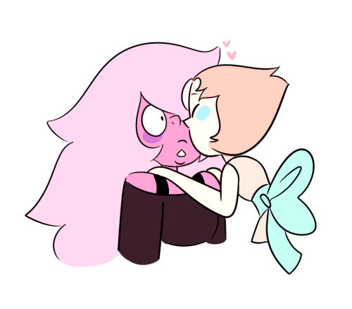 fusingpearl said: Pearlmethyst, for the doodle request :^) Answer: