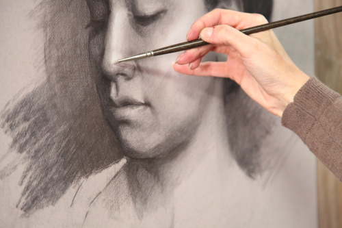 eatsleepdraw: “ Sponsor: Craftsy I want to thank Craftsy for sponsoring EatSleepDraw this week. They are offering an online Craftsy class giveaway to all EatSleepDraw followers today! Enter here now for your chance to win Traditional Portrait Drawing...
