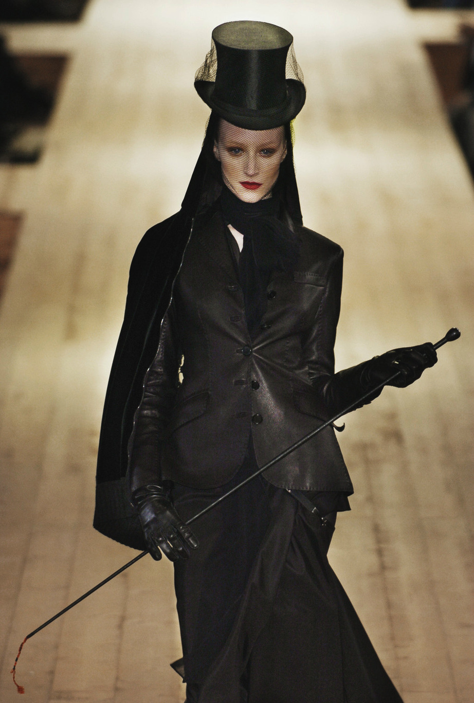 Gothic Charm School: pretty things • Via candentia: Hermès F/W 2004/05 ...