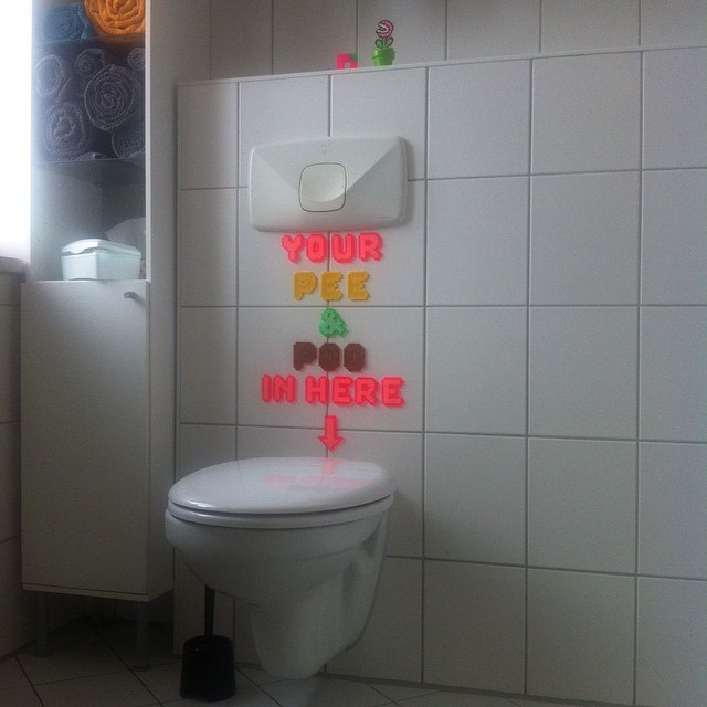 pixel art wc