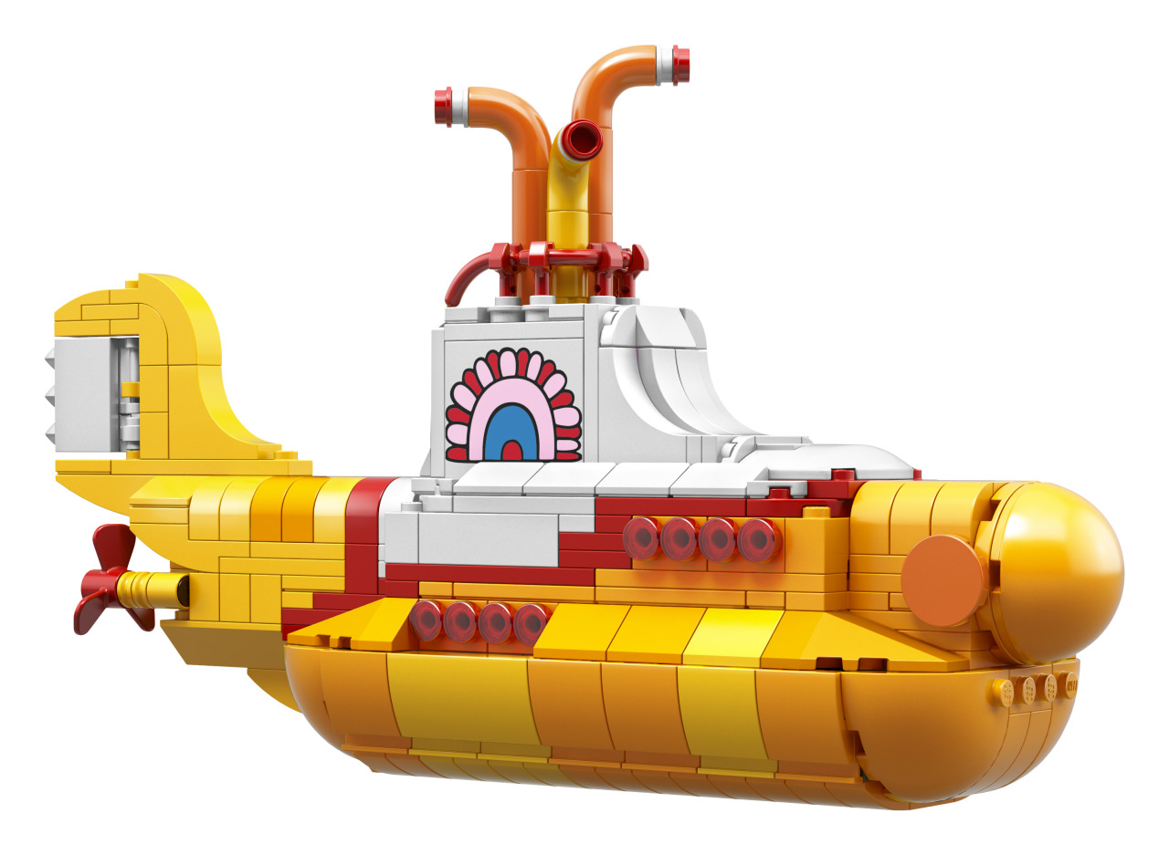 LEGO Minifigures - LEGO® Ideas Yellow Submarine (21306 ...