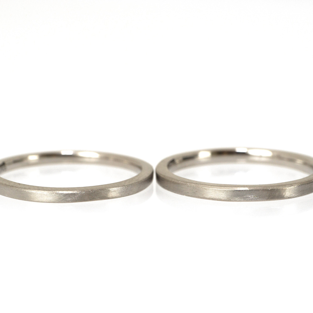 白バック　プラチナリング２本　屋久島で作る結婚指輪