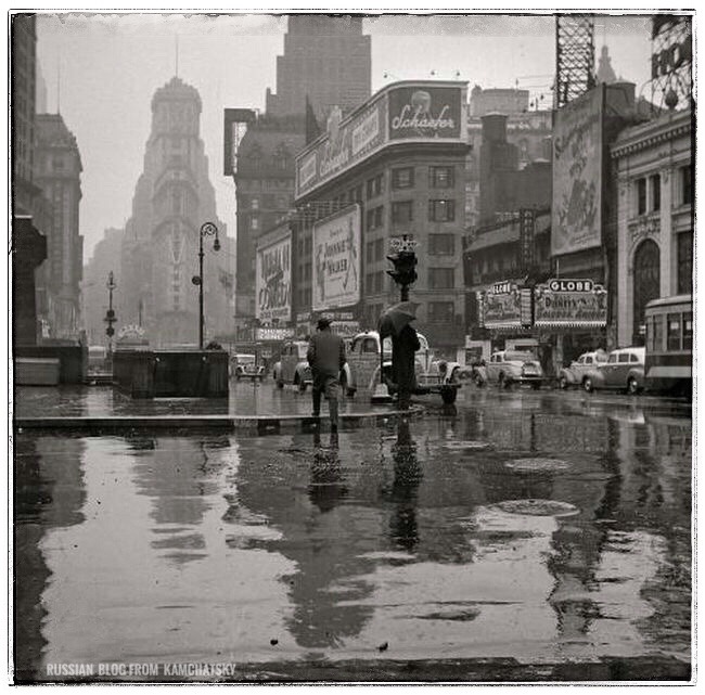 Нью Йорк, Таймс сквер, 1942 год.