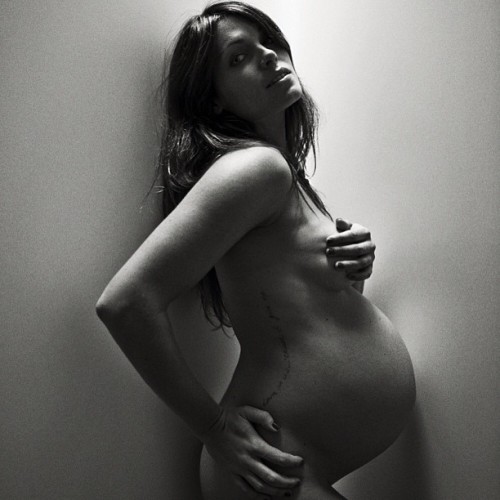 Mia Kirshner Pregnant 47