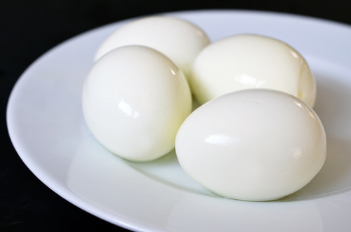 A plate of hard boiled eggs for doro wat.