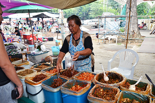 Chiang Mai's Friday Morning Market and Khao Soi Islam by Michelle Tam https://nomnompaleo.com
