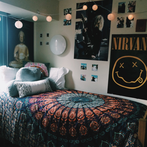 Mid-Century Modern Bedroom On Tumblr