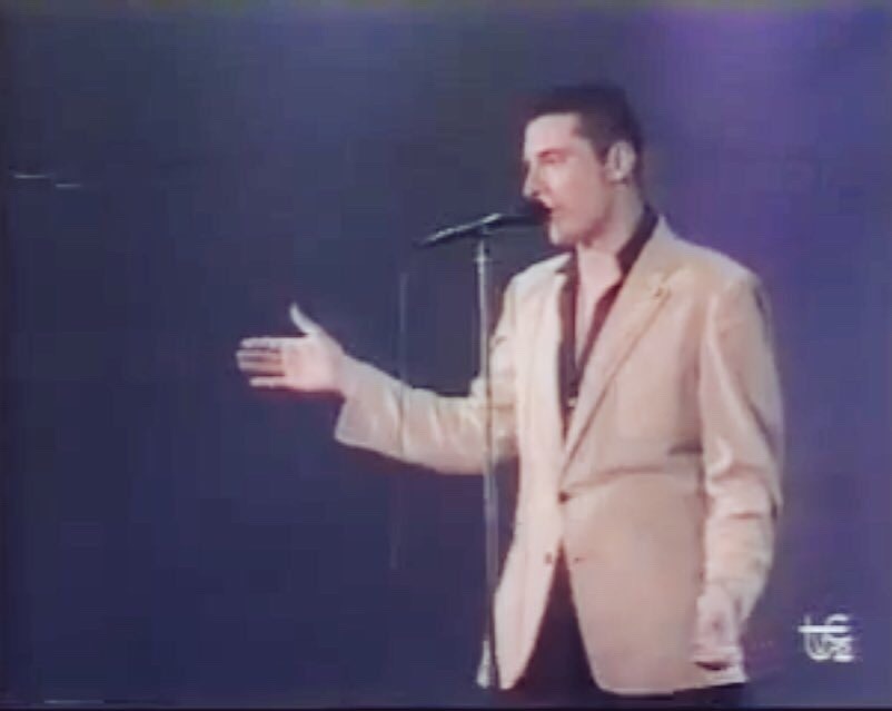 Hoy, en el programa de Miguel Ríos “Qué noche la de aquel año” (21:05 tve1) Especial Elvis con Loquillo, Duncan Dhu, Ilegales #m290987