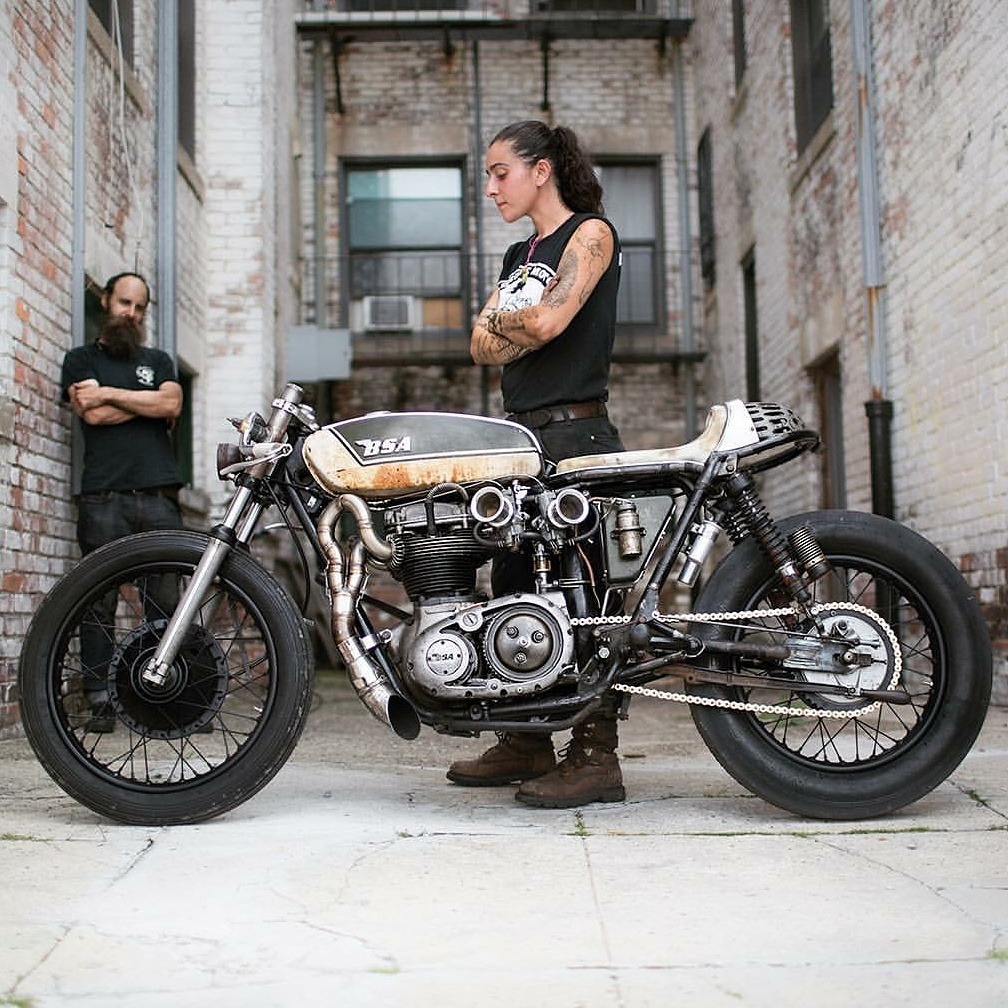 What a cool BSA from Mad House Motors
————————————————
Builder @jshia @madhousemotors @the_re_animator