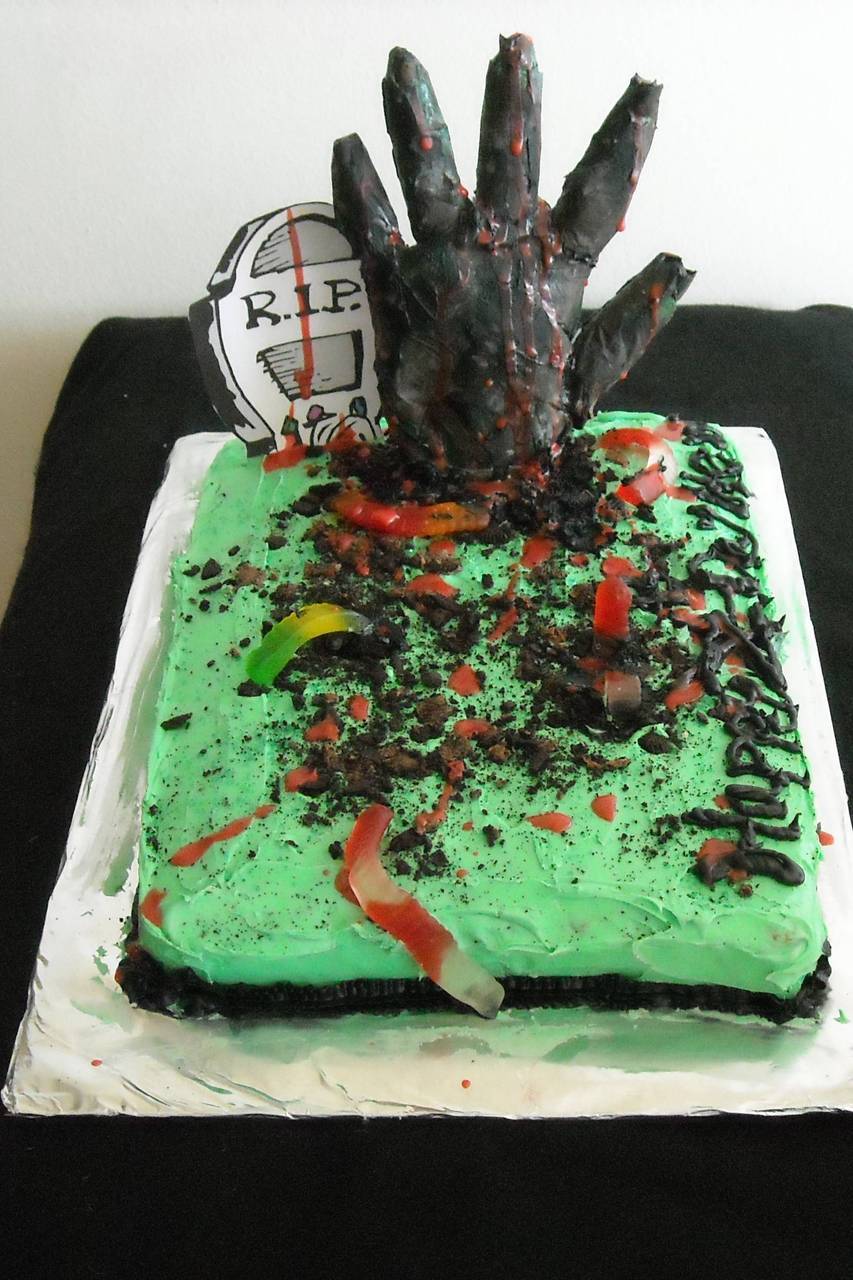 Zombie Birthday Cake!
